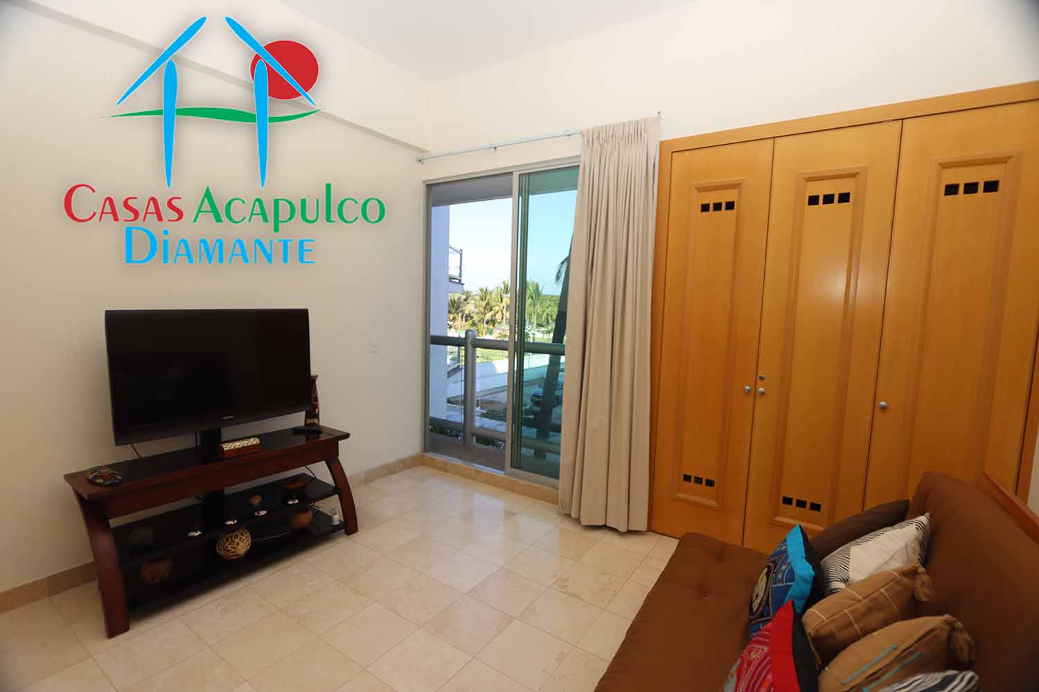 Tikal 302 - Sala de television 3